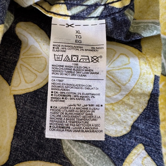 Old Navy Men's Allover Lemon Print Button Up Shirt Built-In Flex Size tag: XL - Picture 6 of 12